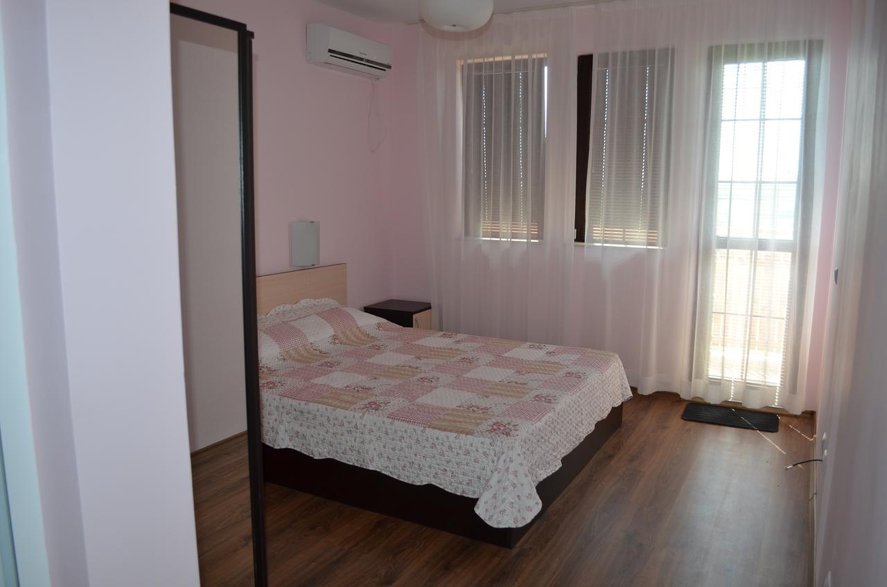 Vis Velika Bed & Breakfast Luaran gambar
