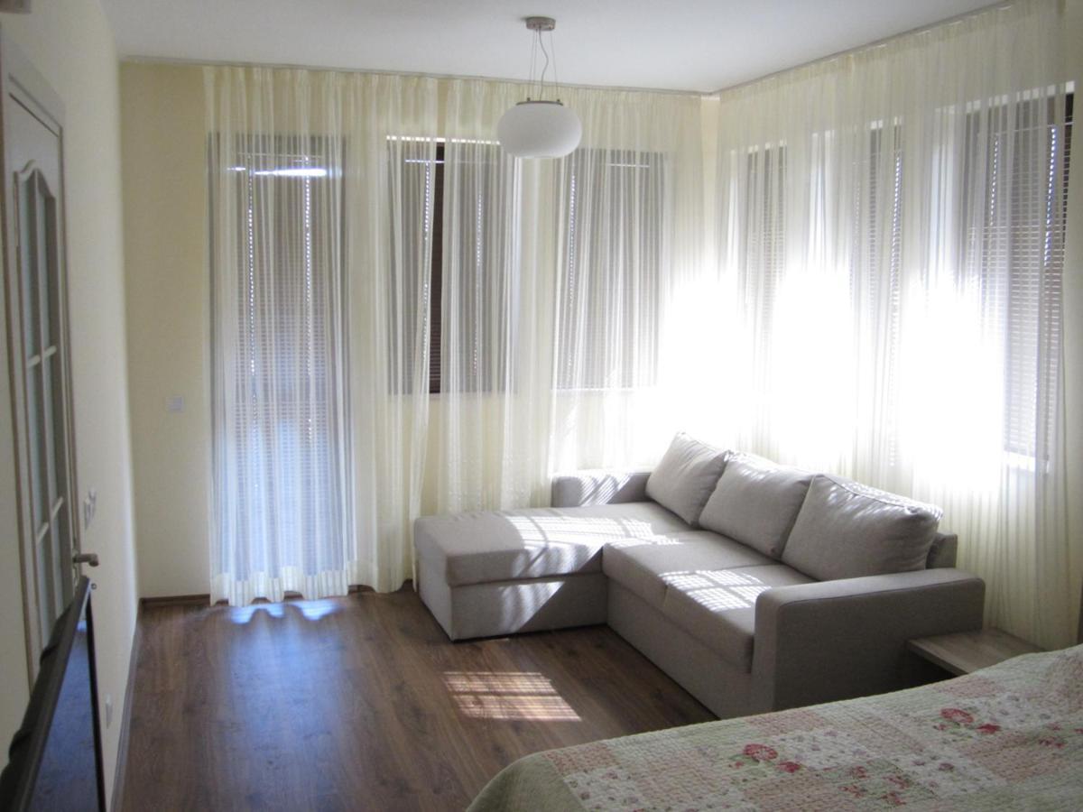Vis Velika Bed & Breakfast Luaran gambar